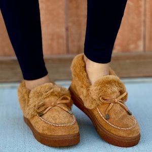 Tan Fuzzy Furry Slip-on Moccasin Slippers